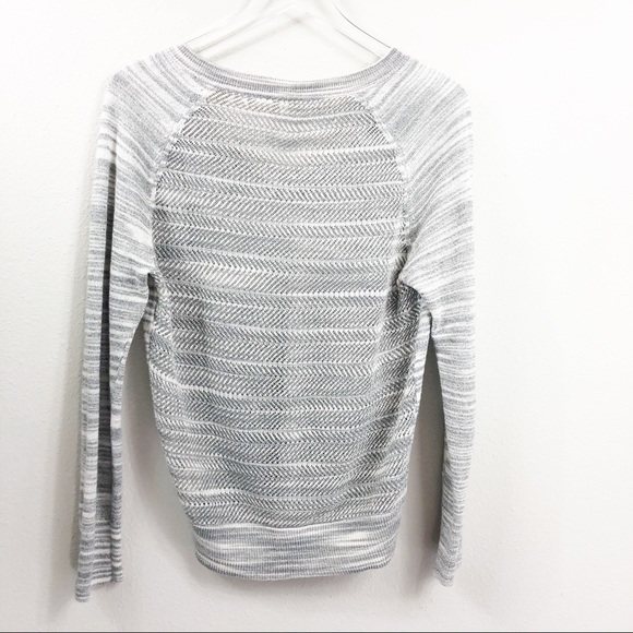 Anthropologie | Moth Gray V Neck Sweater - Picture 5 of 5